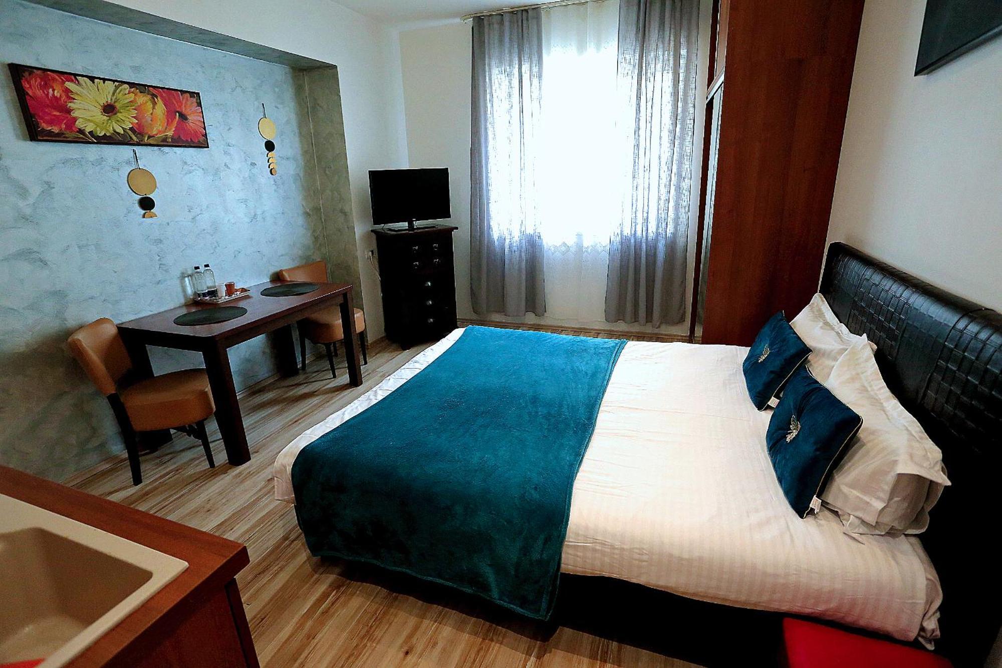 Cataleya Suites Aparthotel Bucarest Exterior foto